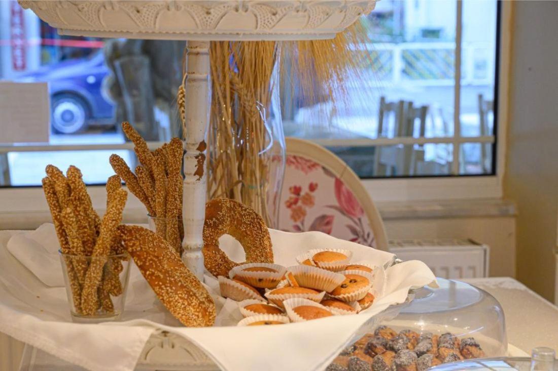 Olympiakí Aktí Parthenon Art Hotel מראה חיצוני תמונה