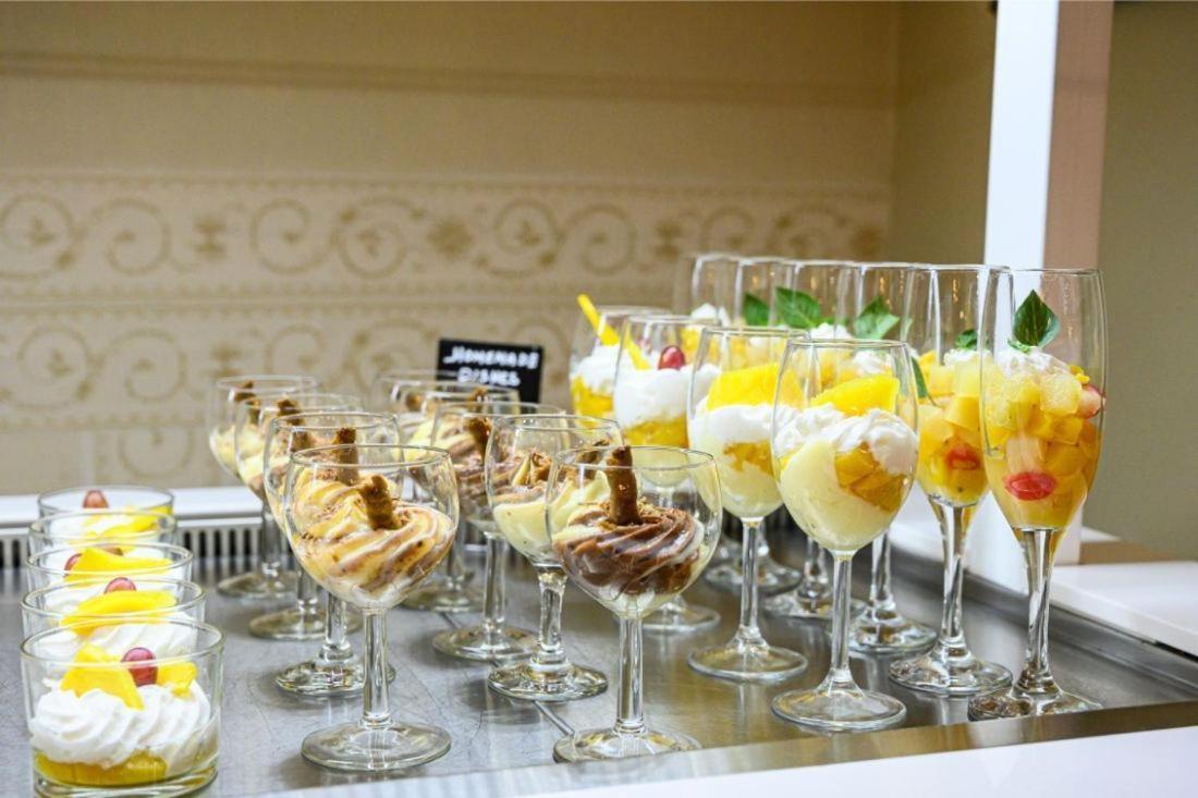 Olympiakí Aktí Parthenon Art Hotel מראה חיצוני תמונה